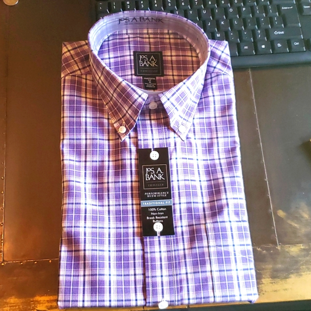 NEW JoS. A. BANK Traditional Fit button down. Long sleeve